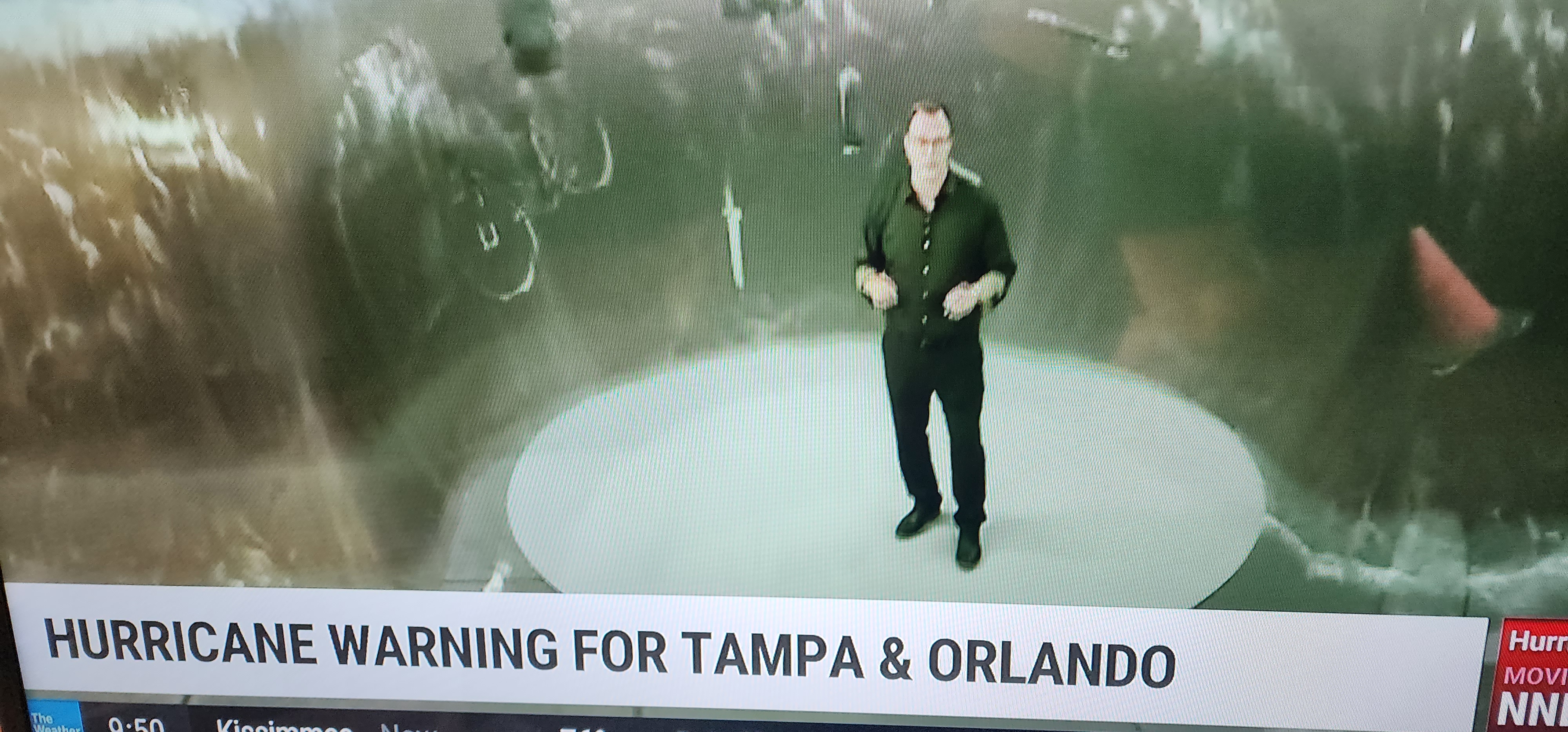 Registro feito no hotel em Orlando durante a passagem do furacão Ian, em setembro de 2022.