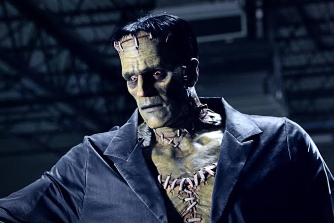 Monstro Frankenstein em Monsters Unchained.